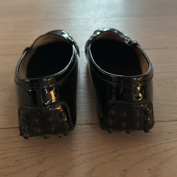 Tod’s Patent Leather Driving Moccasin - Picture 2 of 6